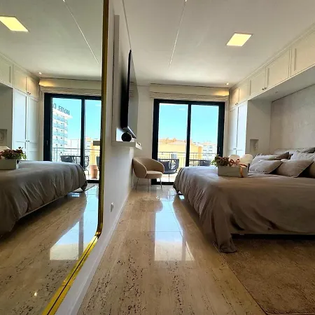 아파트 Luxurious Penthouse With Pool Close To The 포티마오