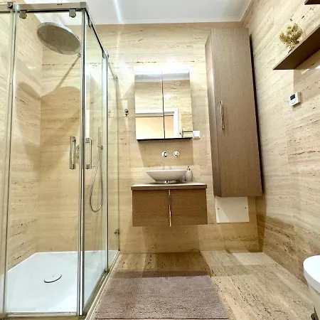 Luxurious Penthouse With Pool Close To The * 포티마오