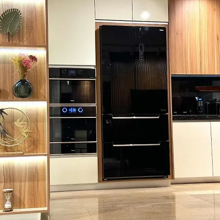 Luxurious Penthouse With Pool Close To The *