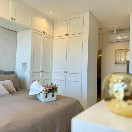 شقة Luxurious Penthouse With Pool Close To The *